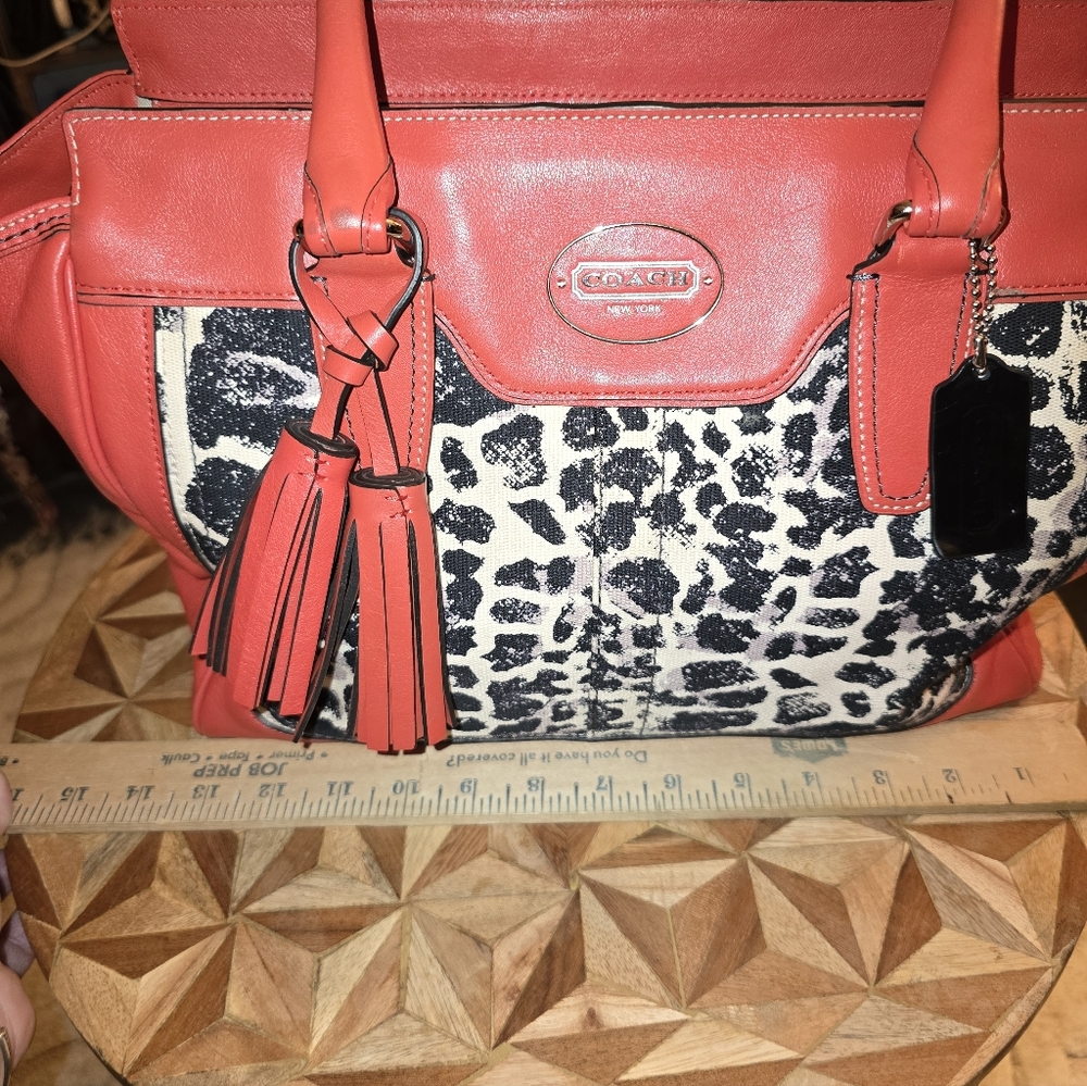 ❣️ Coach Legacy Haley Red and Animal Print Satchel With Tassel - Picture 8 of 9